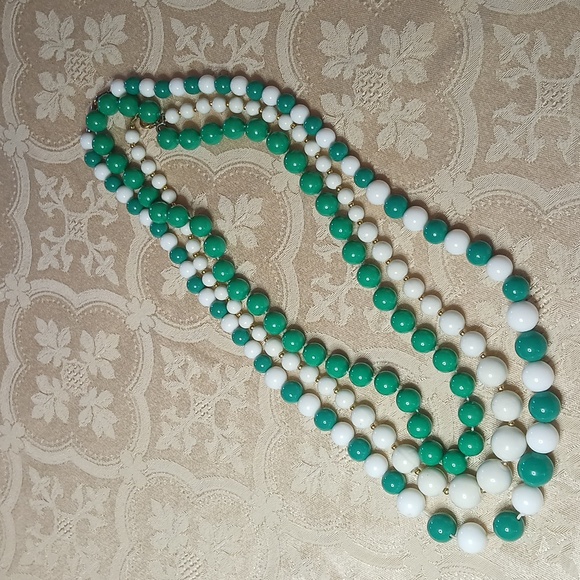 Jewelry Lot Wearable Pieces - Picture 14 of 16